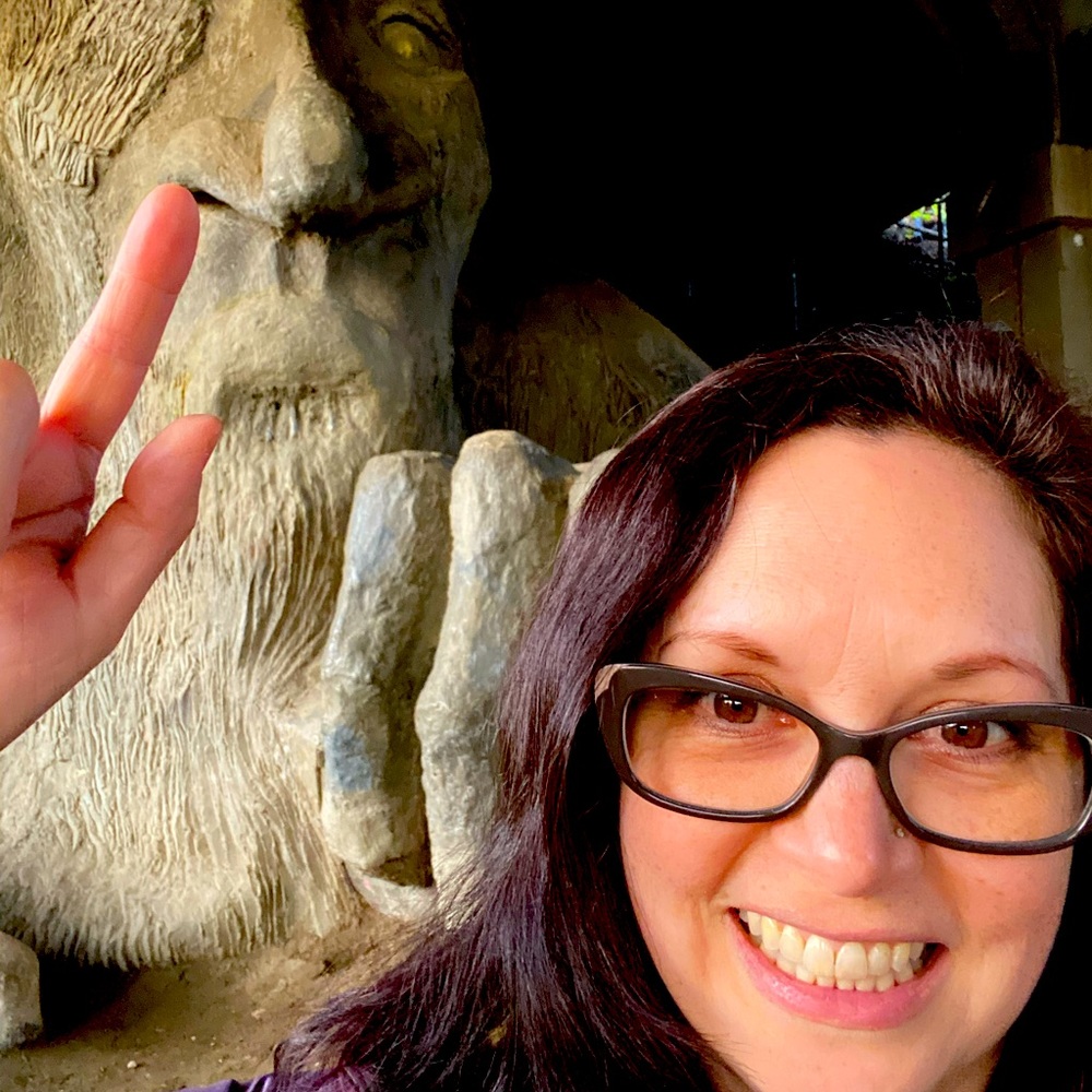 Meet your Posher, Alison